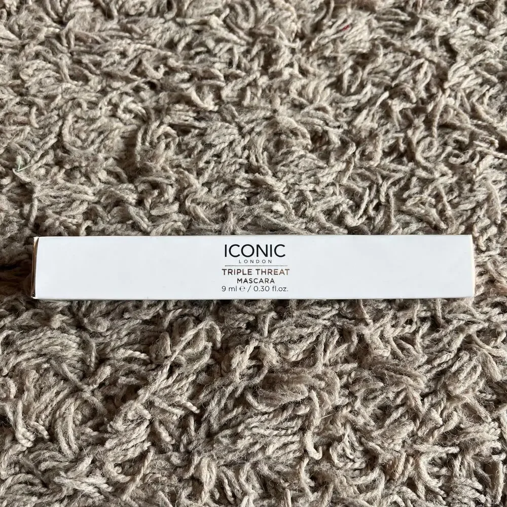 NWT! Iconic London Triple Threat Brown Mascara